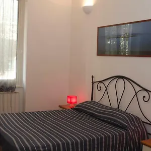 perdiana-house.hotelitalianriviera.com/