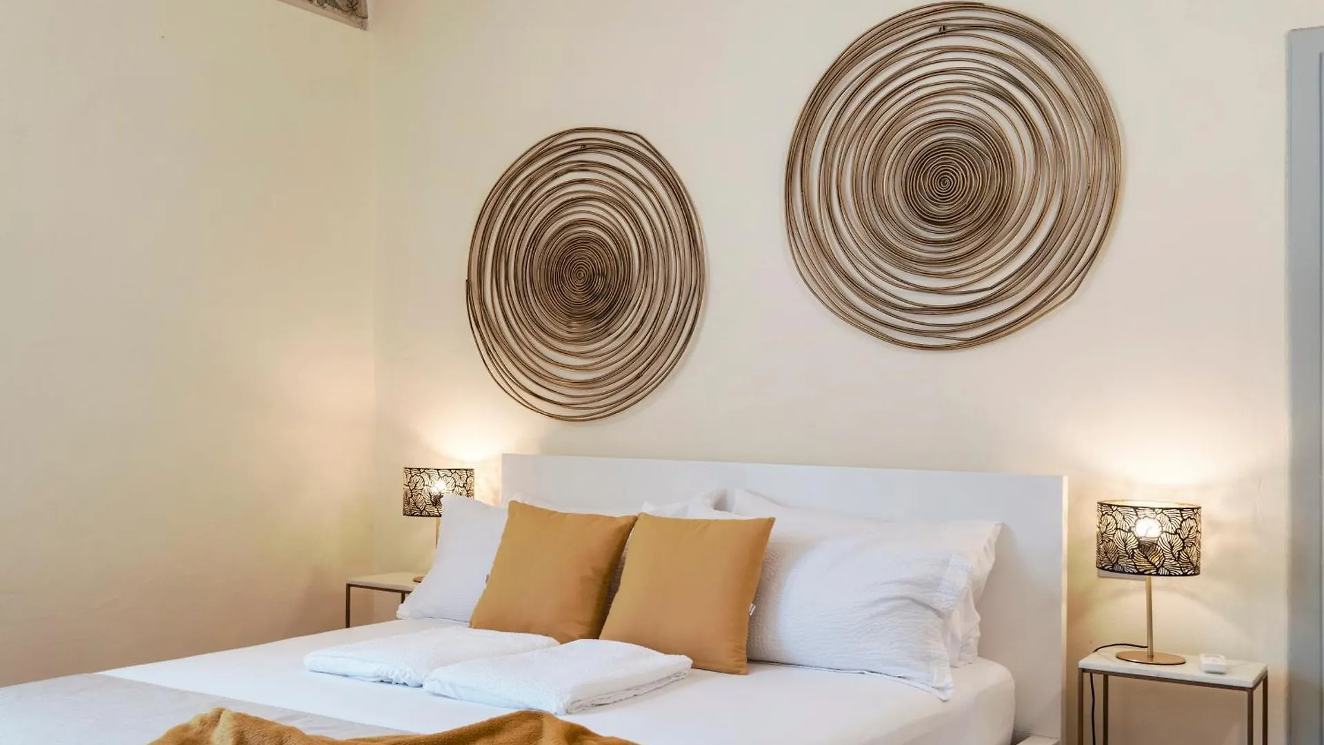 Iseo Portelle Holiday With Private Parking And Bike Storage Apartment